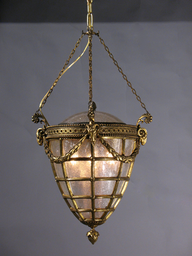 Cast Bronze Lantern w/Rams Heads